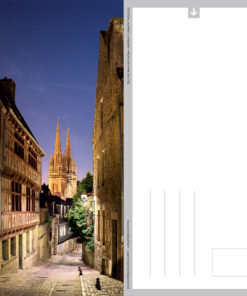 Carte postale "La rue du Lycée de nuit à Quimper"