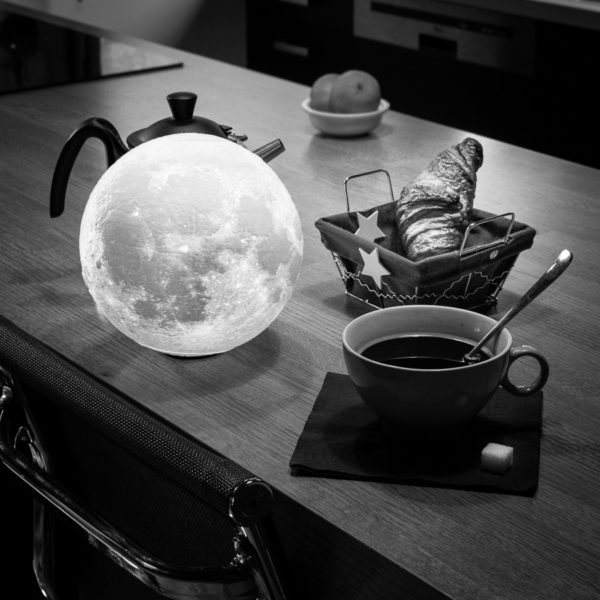 Photo à encadrer Lune sous un nouveau jour "La Lune au petit-déjeuner"