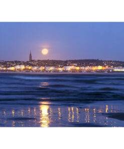 Photo A4 à encadrer "Douarnenez : la Pleine Lune se couche sur la ville"