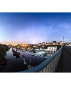 Douarnenez : Le Port Rhu depuis le pont sous la Voie lactée