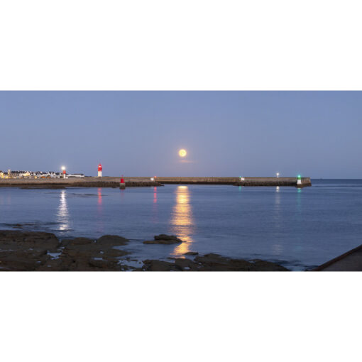 Le Guilvinec : La Pleine Lune au-dessus du port