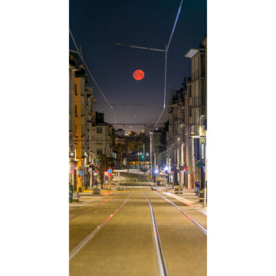 Brest : La Pleine Lune dans l'axe de la Rue Jean Jaurès