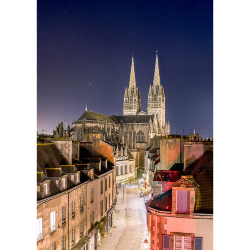 Quimper : Orion sur la cathédrale Saint-Corentin