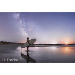 Magnet La Torche : Surfeur sur la plage