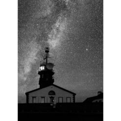 Photo A4 Noir et Blanc à encadrer "Pointe du Raz : le sémaphore sous la voie lactée"