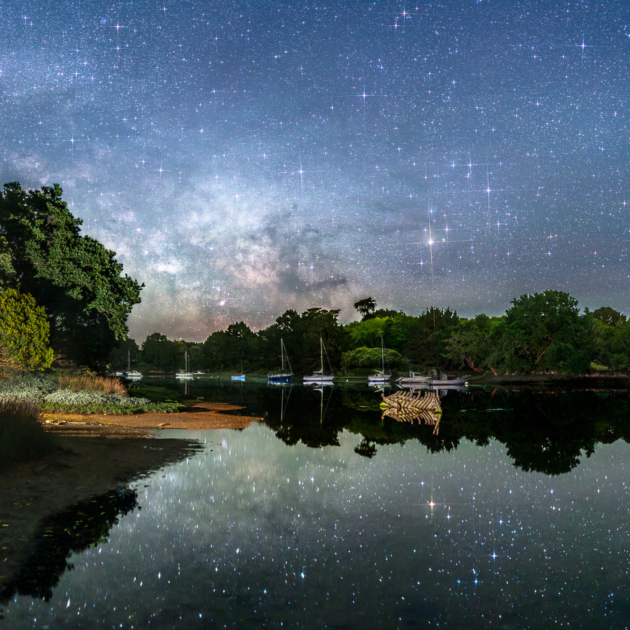 Concarneau : L'Anse du Cabellou sous les étoiles