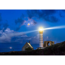 Pointe Saint-Mathieu : Eclipse de Lune sur le phare